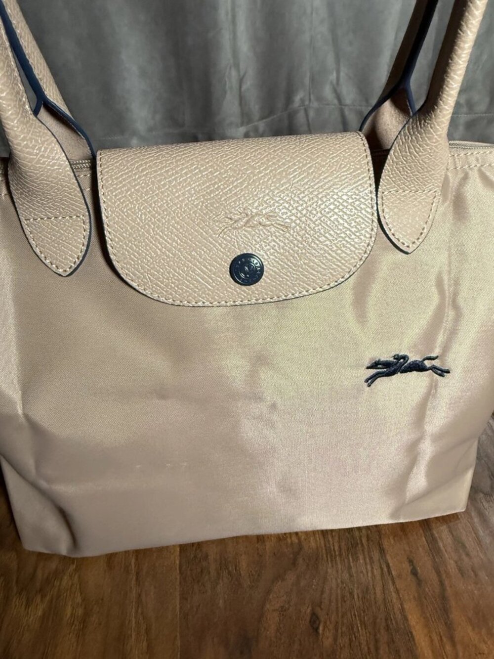 Medium Clay Classic Foldable Tote Handbag - Picture 5 of 7